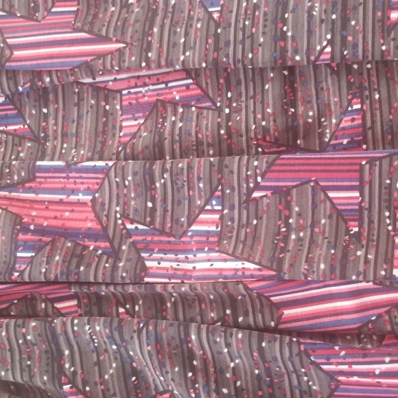 LuLaRoe Madison - Picture 2 of 12